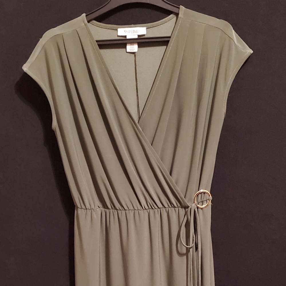 White House Black Market adorable dress NWOT